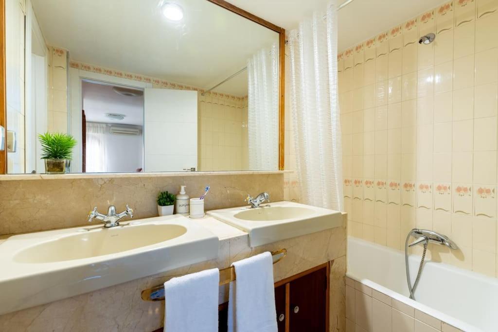 Behouse Sierpes Apartment Sevilla